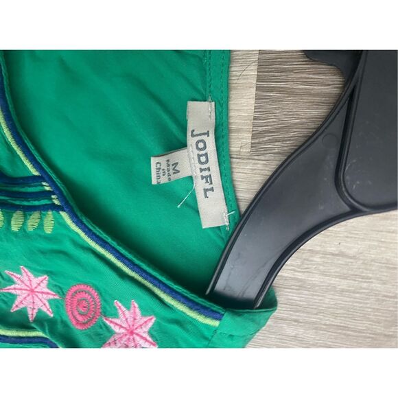 JODIFL Green Embroidered Pink Floral Sun Dress Size Medium - Picture 5 of 8